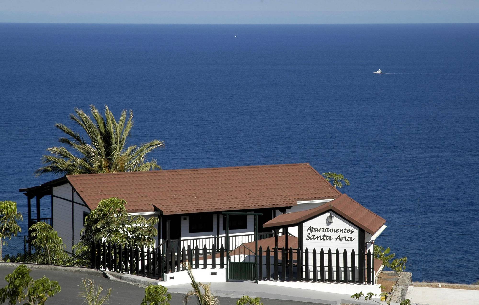 Santa Ana Apartamentos Playa de Santiago  Exterior photo